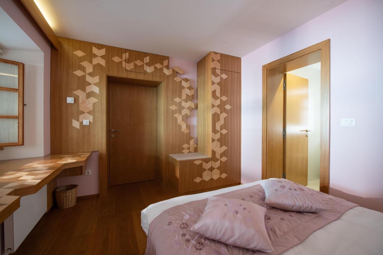 Skrabceva Domacija Hotel Ribnica Eksteriør billede